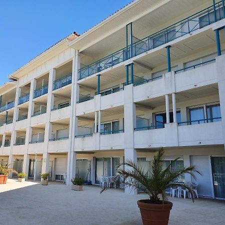 Appartement Golf Et Nivelle Avec Piscine Et Parking 西布勒 外观 照片