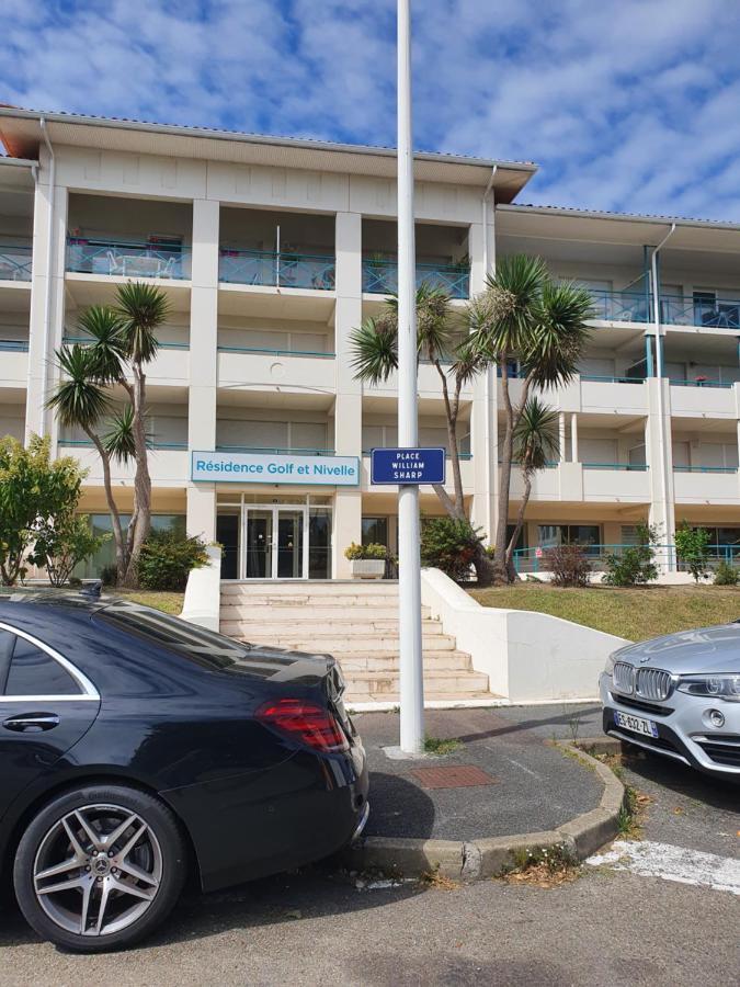 Appartement Golf Et Nivelle Avec Piscine Et Parking 西布勒 外观 照片