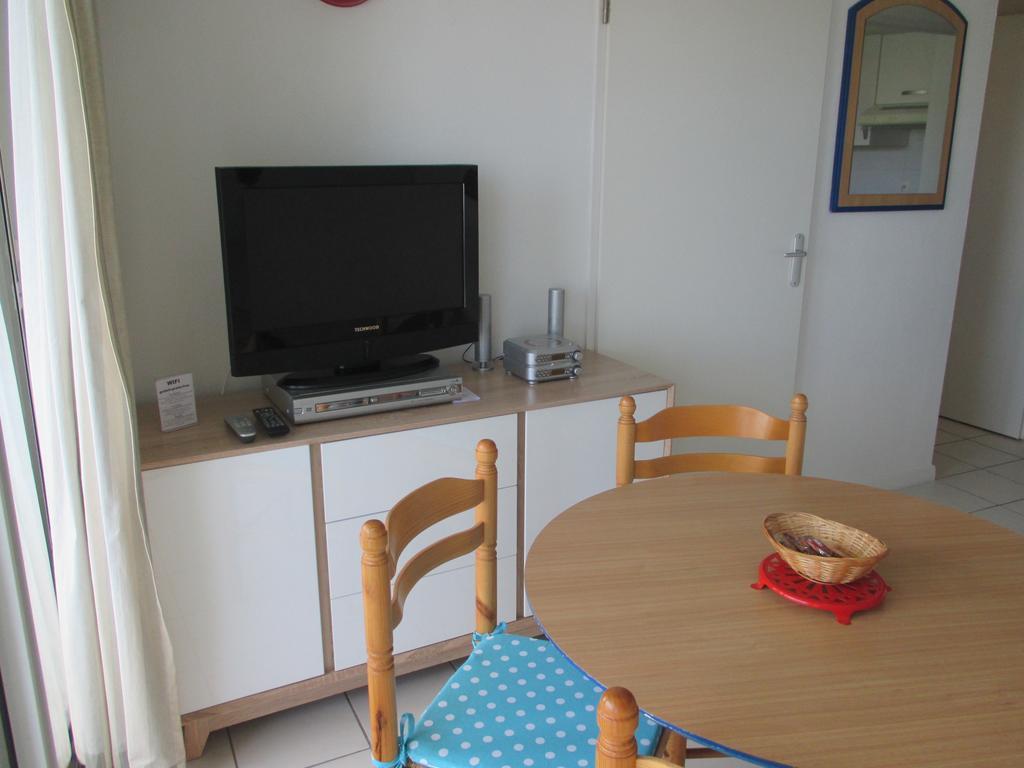 Appartement Golf Et Nivelle Avec Piscine Et Parking 西布勒 客房 照片