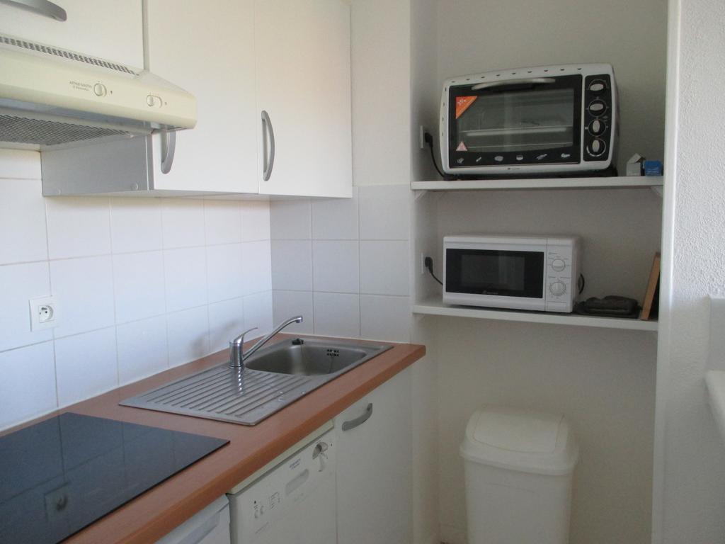 Appartement Golf Et Nivelle Avec Piscine Et Parking 西布勒 外观 照片